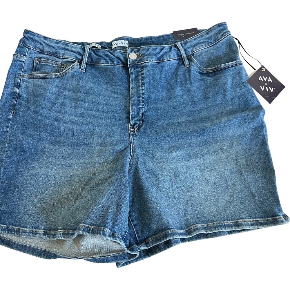 Ava & Viv Women's Plus Size High Waisted Bermuda Jean Shorts - Size 24 - NWT